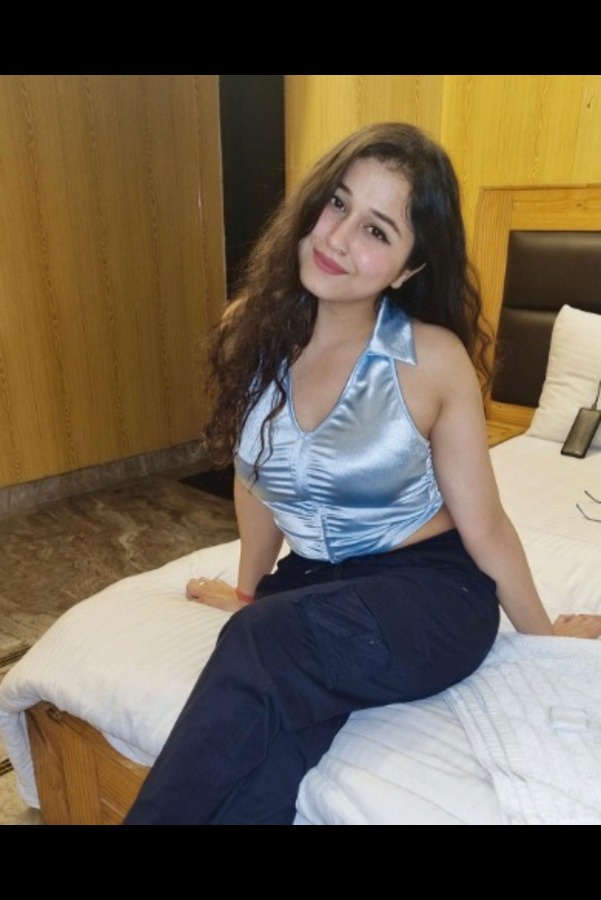 hot  call girls in Delhi